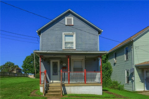 Homes For Sale - 102 13th St St<br/> Ellwood City, PA 16117