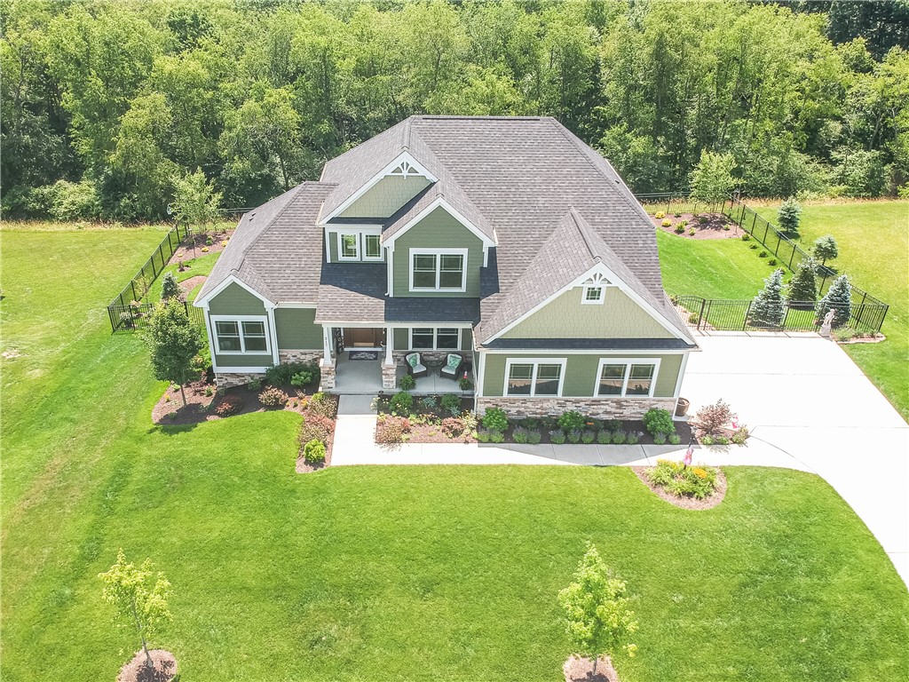 217 Hickory Ln