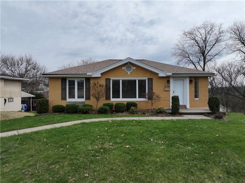 5019 Barberry Street Lincoln Place PA 15207