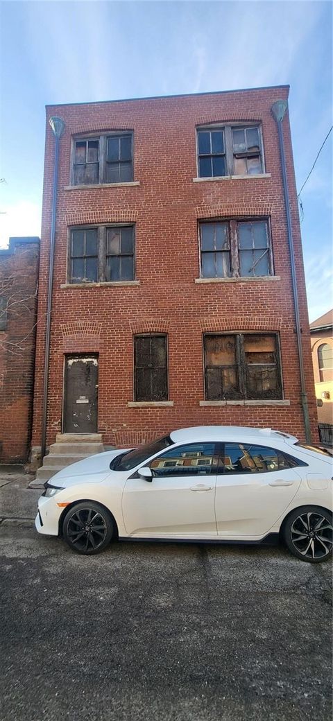 Photo of 4014 Howley St, Pittsburgh, PA 15224 (MLS # 1745572)