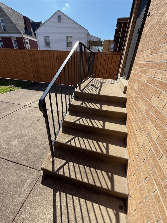 1106 Maple Ave Ave, Turtle Creek, Pennsylvania image 7