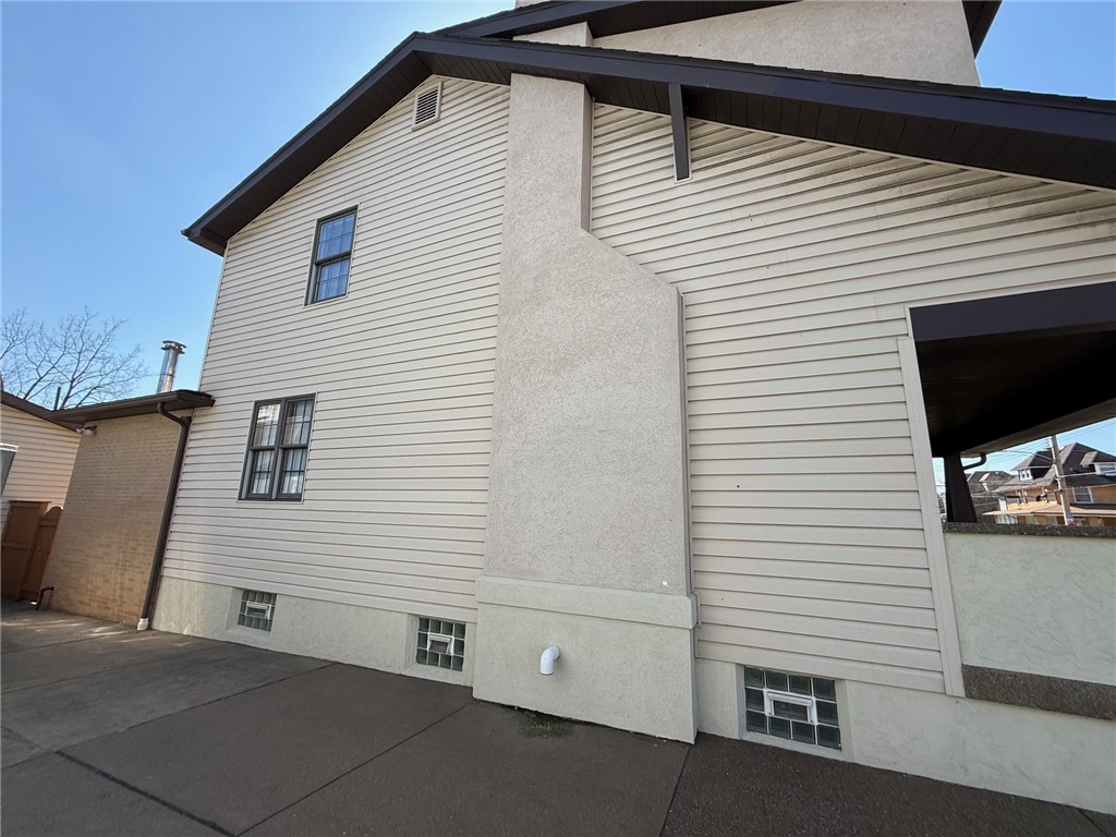1106 Maple Ave Ave, Turtle Creek, Pennsylvania image 5
