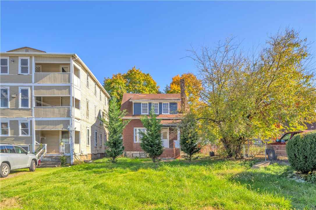 563 Coleman Ave