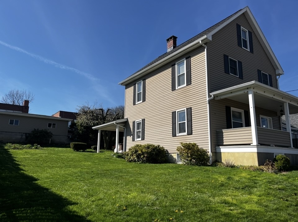 Youngwood, Pennsylvania 15697, United States, 3 Bedrooms Bedrooms, ,2 BathroomsBathrooms,Residential,Active,161557