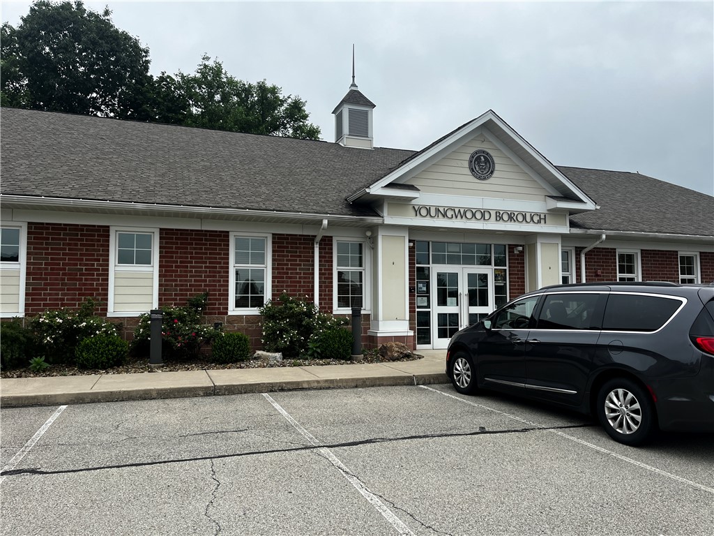 Youngwood, Pennsylvania 15697, United States, 3 Bedrooms Bedrooms, ,2 BathroomsBathrooms,Residential,Active,161557