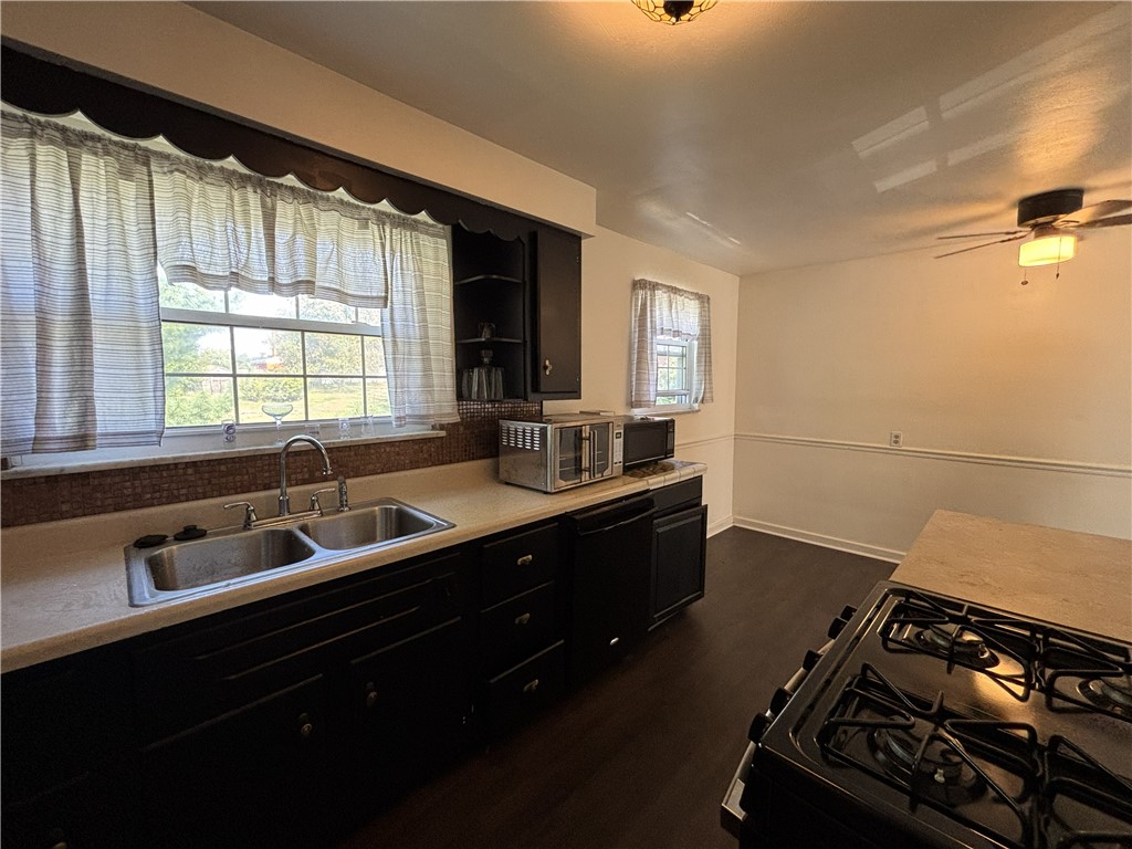 Monroeville, Pennsylvania 15146, United States, 3 Bedrooms Bedrooms, ,2 BathroomsBathrooms,Residential,Active,228871