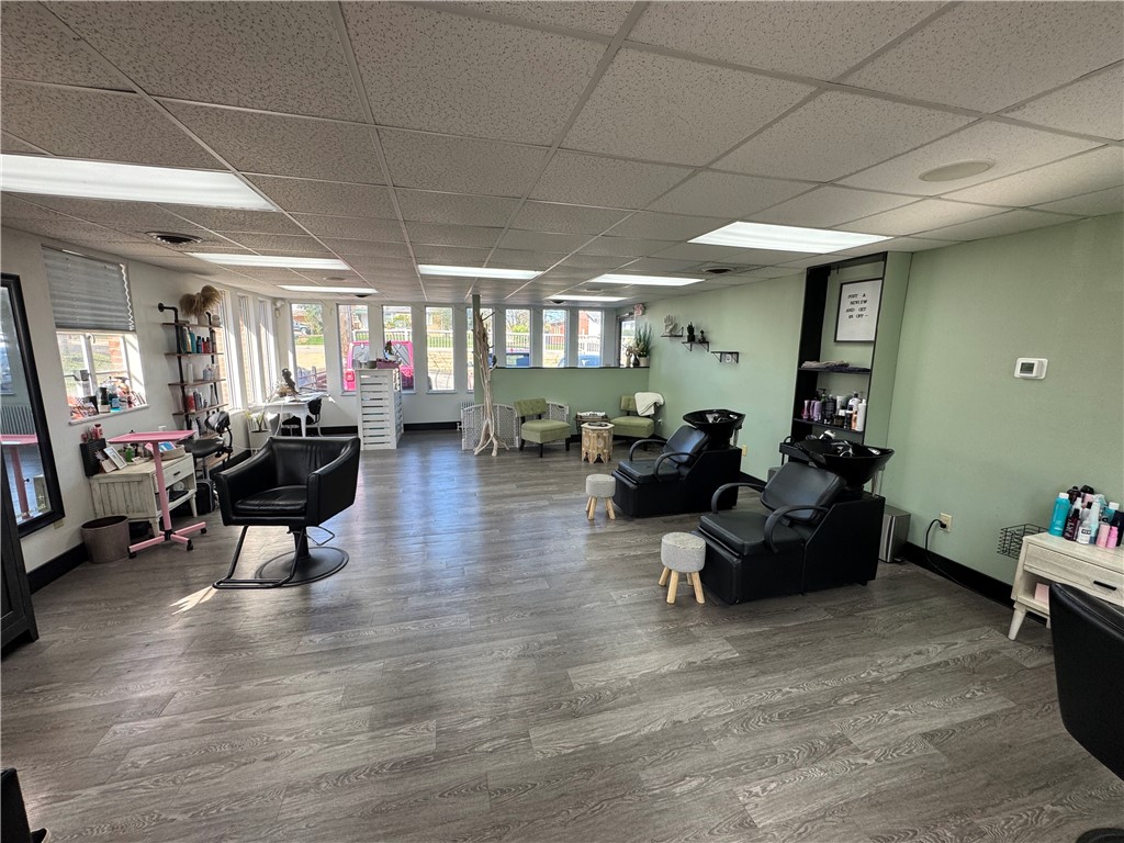 10320 Main Floor Perry Hwy