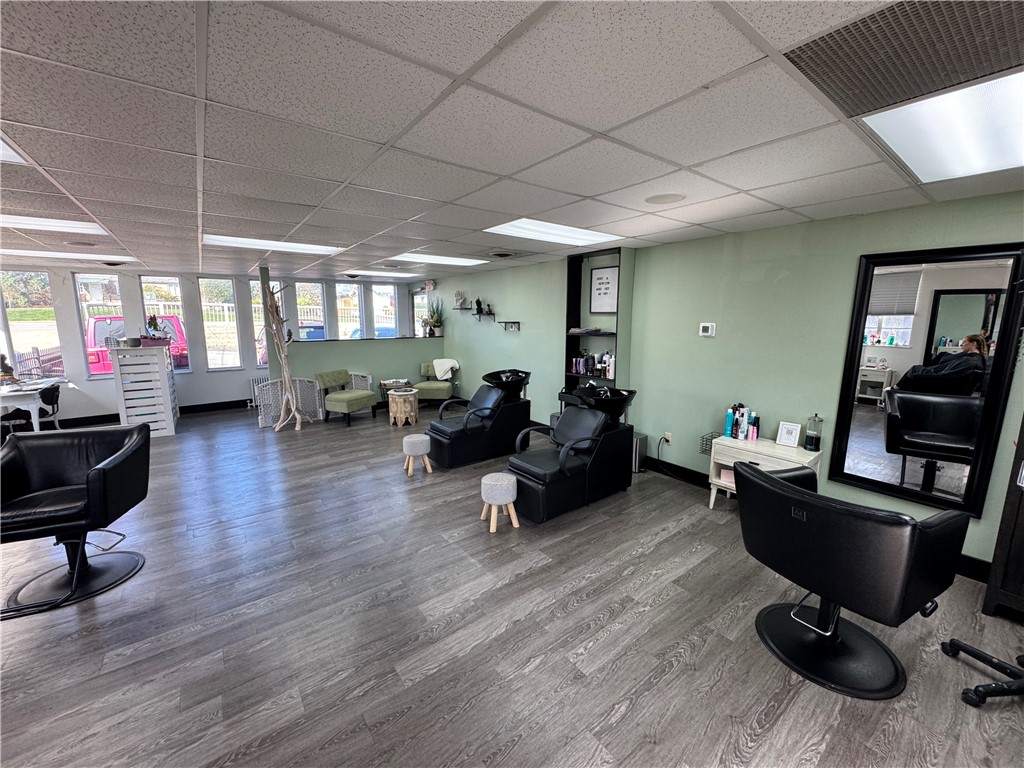 10320 Main Floor Perry Hwy