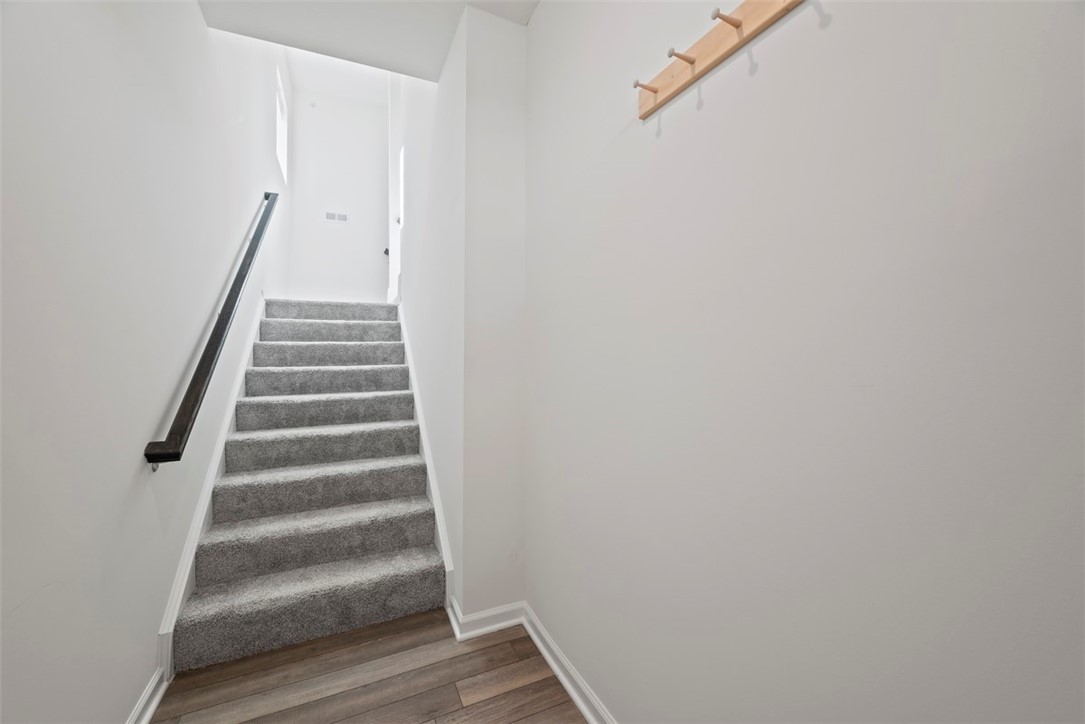 106 Sweetwater Dr