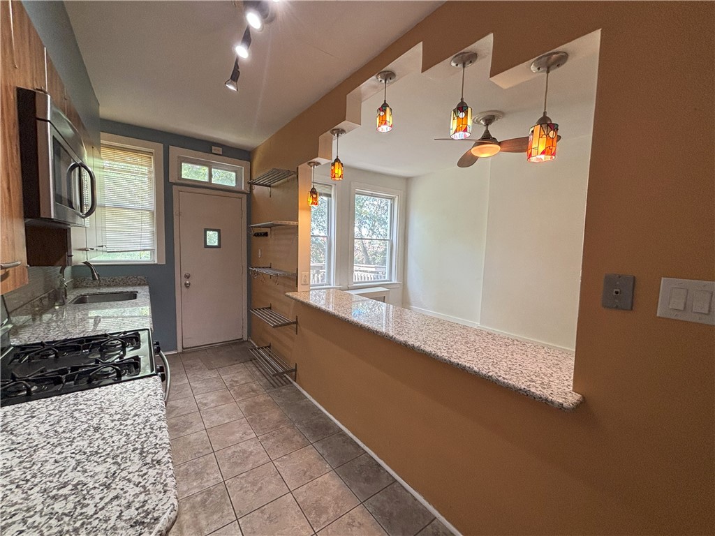 Squirrel Hill, Pennsylvania 15217, United States, 3 Bedrooms Bedrooms, ,1 BathroomBathrooms,Residential,Active,202992