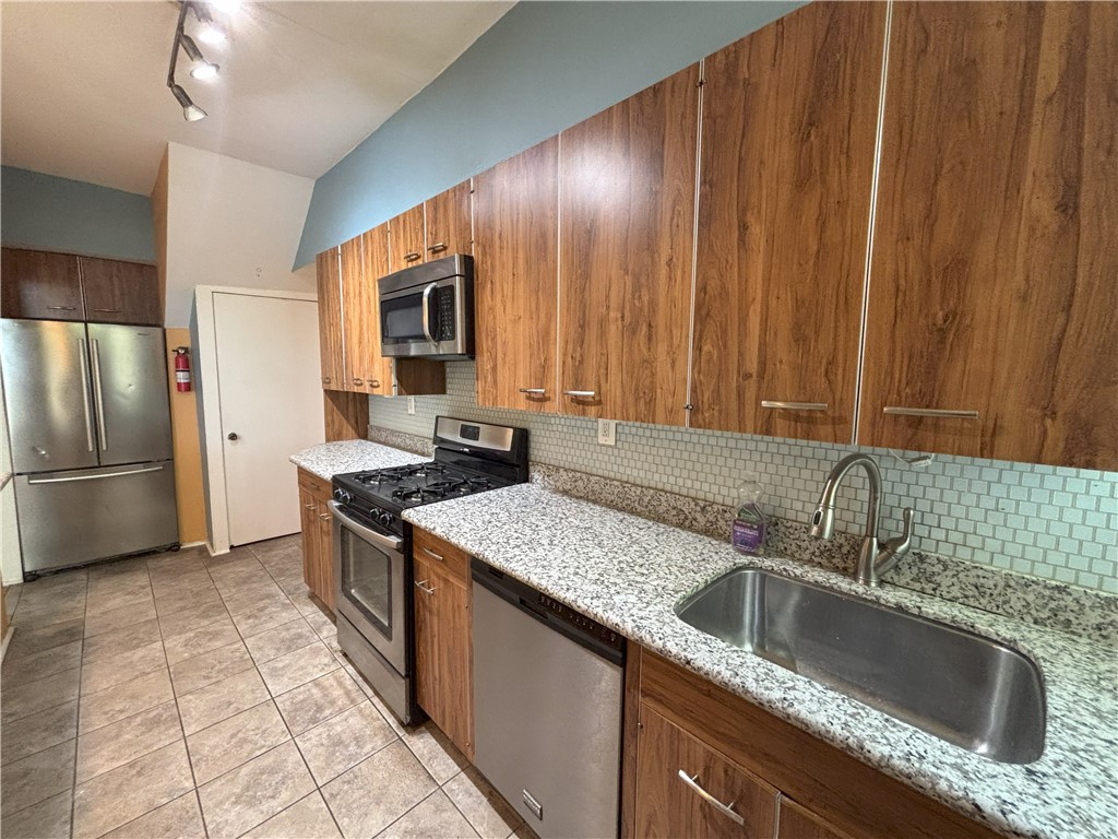 Squirrel Hill, Pennsylvania 15217, United States, 3 Bedrooms Bedrooms, ,1 BathroomBathrooms,Residential,Active,202992