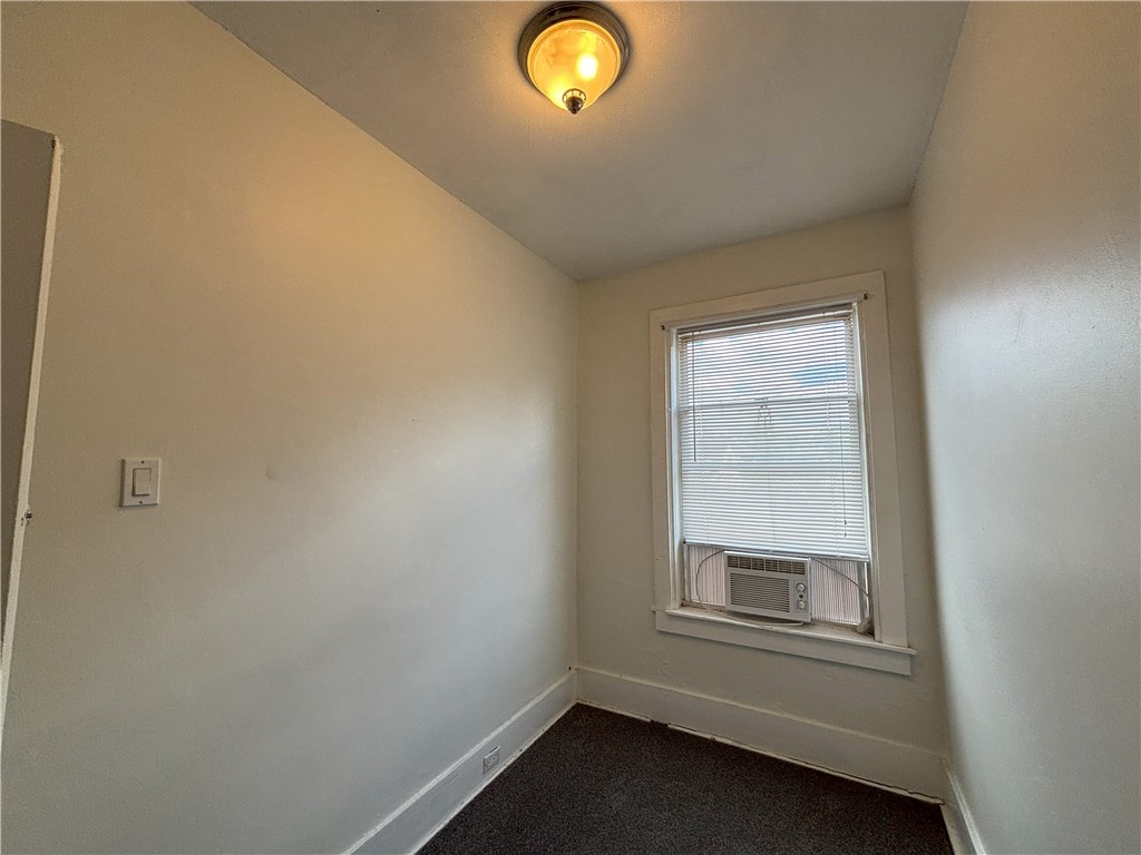 Squirrel Hill, Pennsylvania 15217, United States, 3 Bedrooms Bedrooms, ,1 BathroomBathrooms,Residential,Active,202992