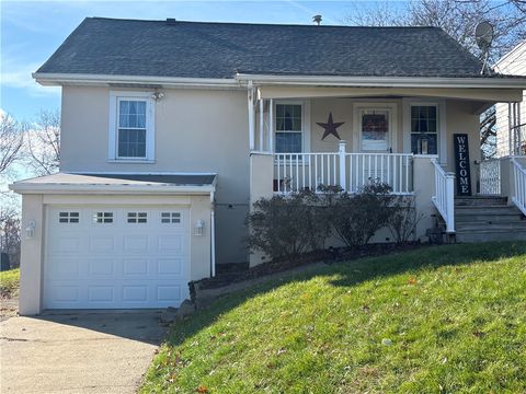 Photo of 1451 Hillcrest Street, Washington, PA 15301 (MLS # 1732123)