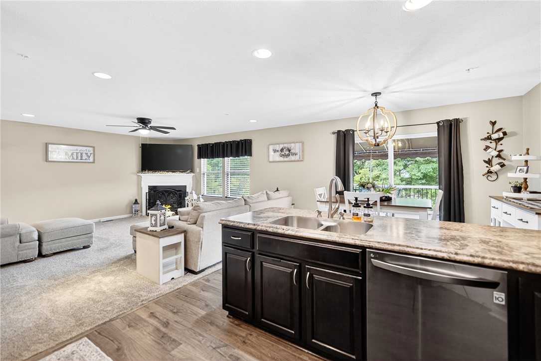 South Strabane, Pennsylvania 15301, United States, 3 Bedrooms Bedrooms, ,3 BathroomsBathrooms,Residential,Active,168561