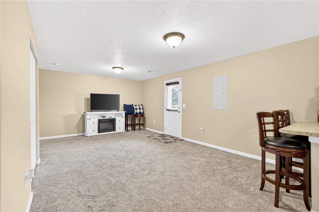 South Strabane, Pennsylvania 15301, United States, 3 Bedrooms Bedrooms, ,3 BathroomsBathrooms,Residential,Active,168561