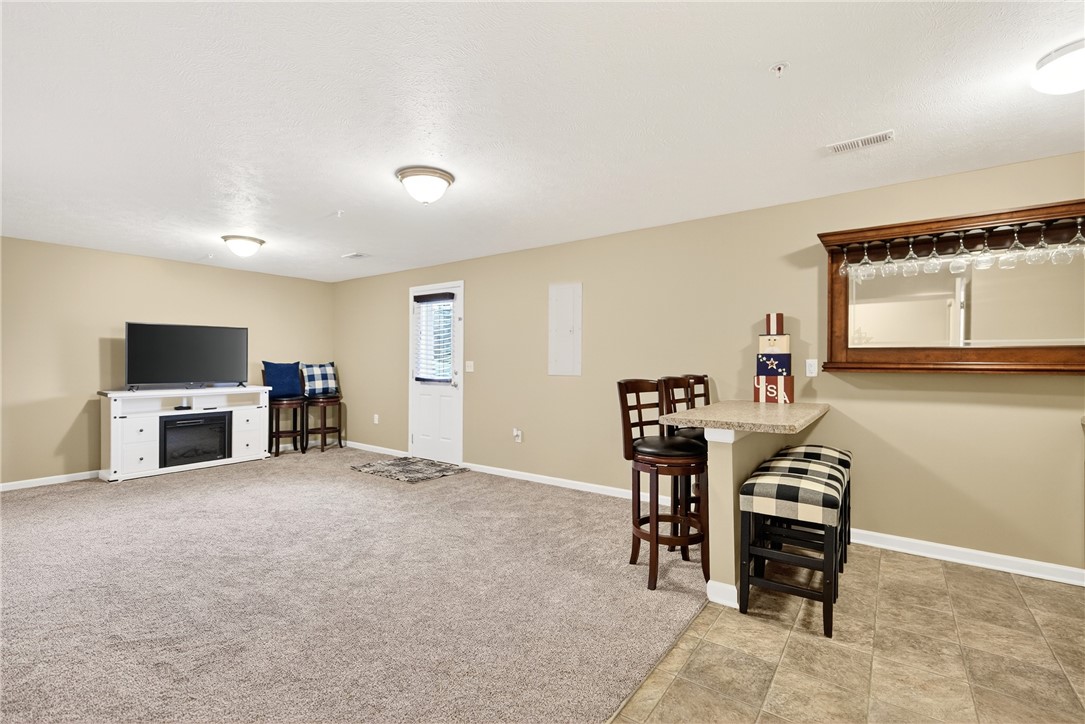 South Strabane, Pennsylvania 15301, United States, 3 Bedrooms Bedrooms, ,3 BathroomsBathrooms,Residential,Active,168561