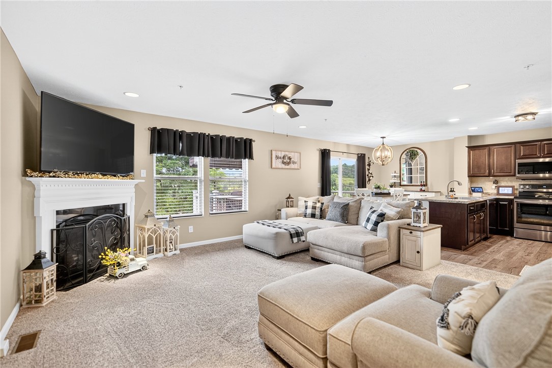 South Strabane, Pennsylvania 15301, United States, 3 Bedrooms Bedrooms, ,3 BathroomsBathrooms,Residential,Active,168561