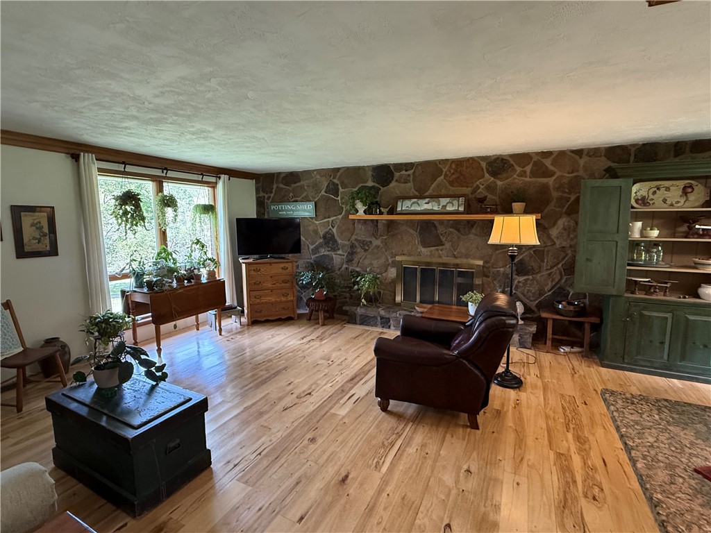 Conemaugh/Young Twps - Ind, Pennsylvania 15725, United States, 2 Bedrooms Bedrooms, ,2 BathroomsBathrooms,Residential,Active,220130