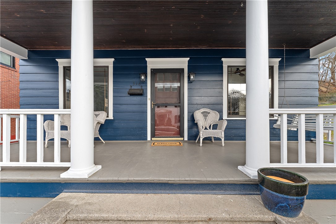 Edgeworth, Pennsylvania 15143, United States, 3 Bedrooms Bedrooms, ,2 BathroomsBathrooms,Residential,Contingent,253800