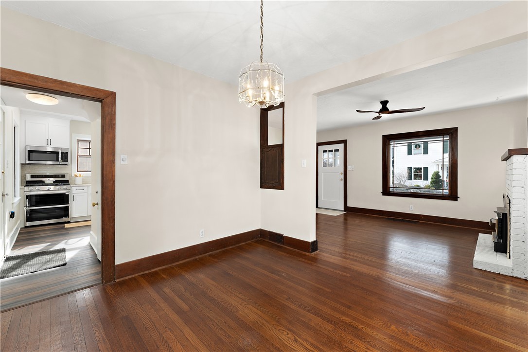 Edgeworth, Pennsylvania 15143, United States, 3 Bedrooms Bedrooms, ,2 BathroomsBathrooms,Residential,Contingent,253800