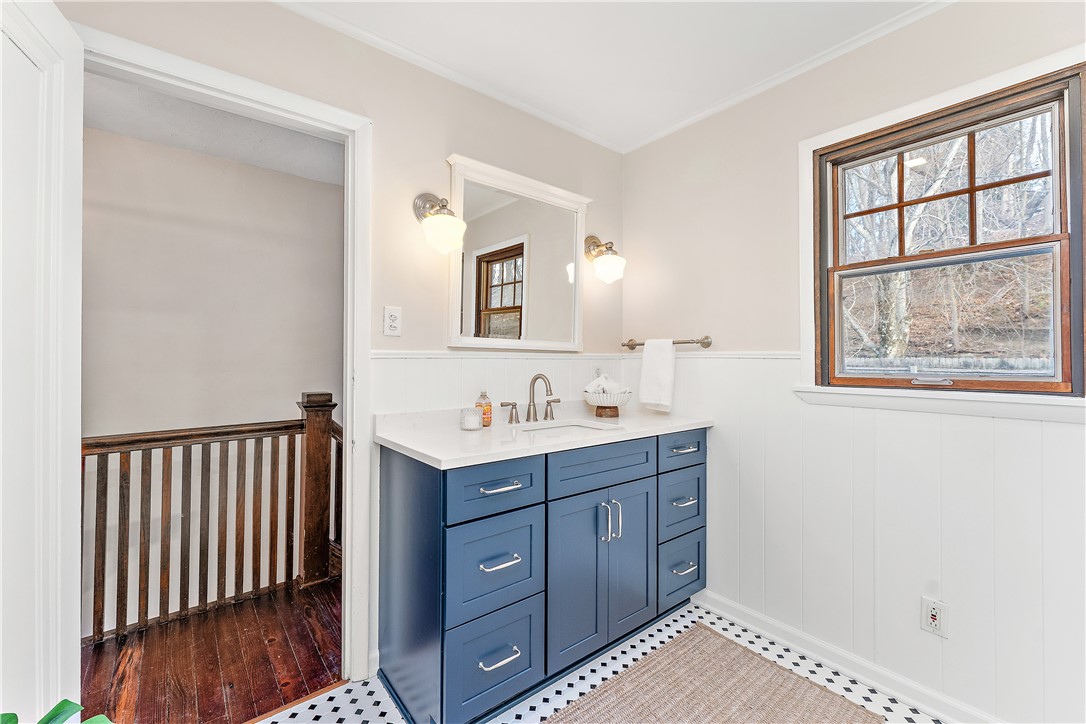 Edgeworth, Pennsylvania 15143, United States, 3 Bedrooms Bedrooms, ,2 BathroomsBathrooms,Residential,Contingent,253800