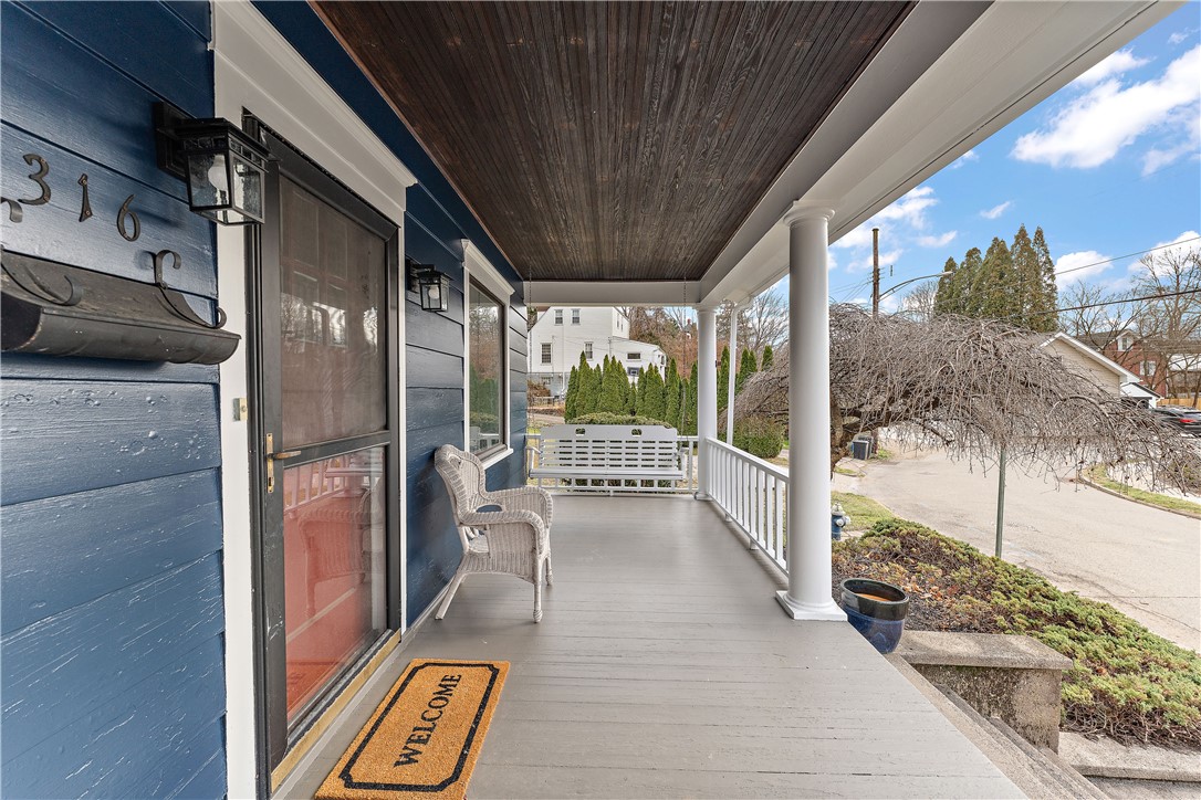 Edgeworth, Pennsylvania 15143, United States, 3 Bedrooms Bedrooms, ,2 BathroomsBathrooms,Residential,Contingent,253800