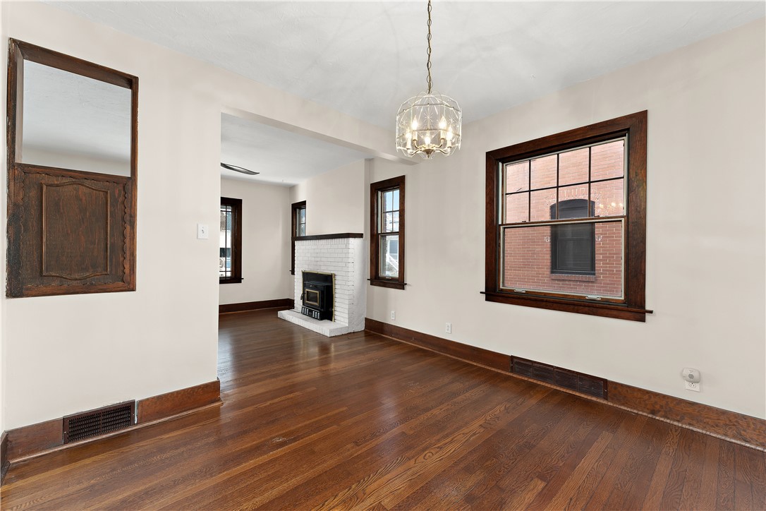 Edgeworth, Pennsylvania 15143, United States, 3 Bedrooms Bedrooms, ,2 BathroomsBathrooms,Residential,Contingent,253800