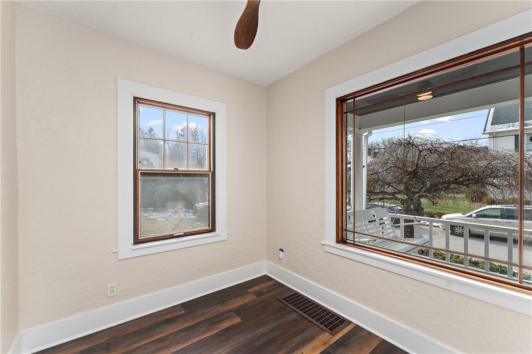 Edgeworth, Pennsylvania 15143, United States, 3 Bedrooms Bedrooms, ,2 BathroomsBathrooms,Residential,Contingent,253800