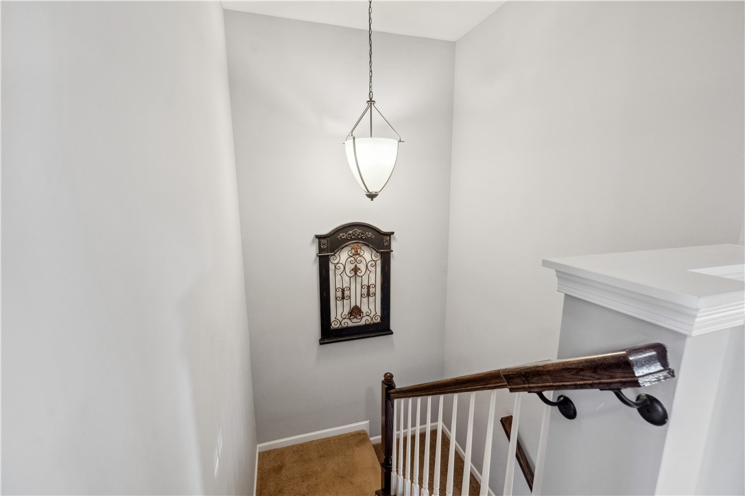 Ross Twp, Pennsylvania 15237, United States, 3 Bedrooms Bedrooms, ,3 BathroomsBathrooms,Residential,Active,119112