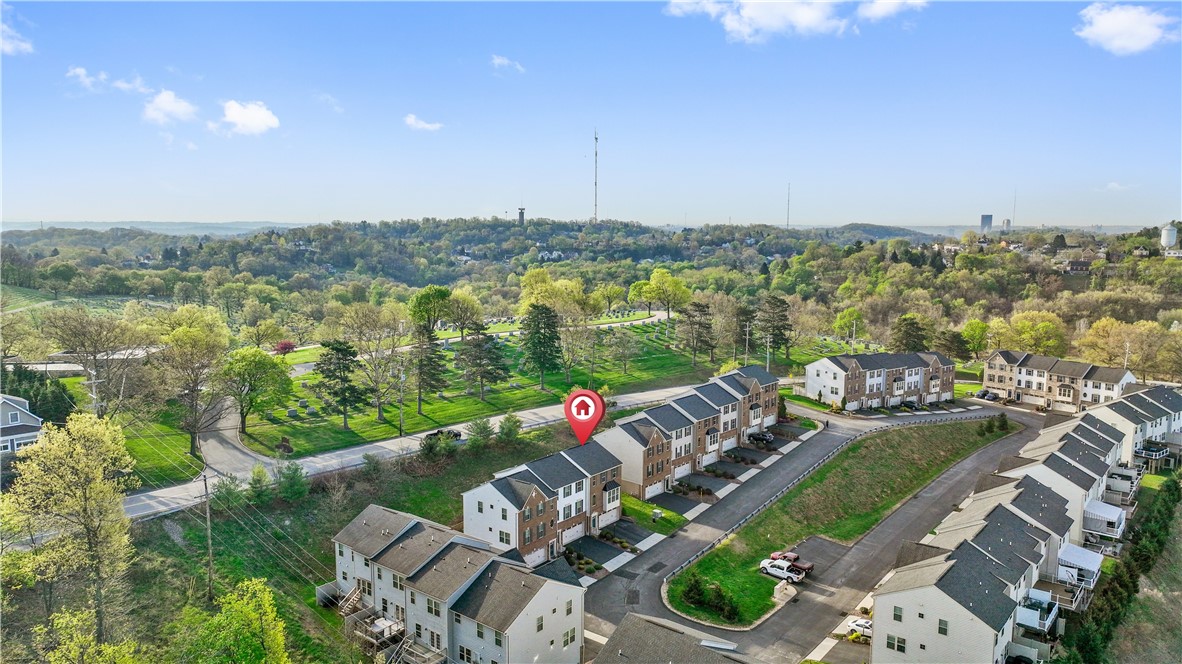 Ross Twp, Pennsylvania 15237, United States, 3 Bedrooms Bedrooms, ,3 BathroomsBathrooms,Residential,Active,119112