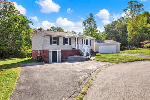 Photo for 611 Manorview Lane