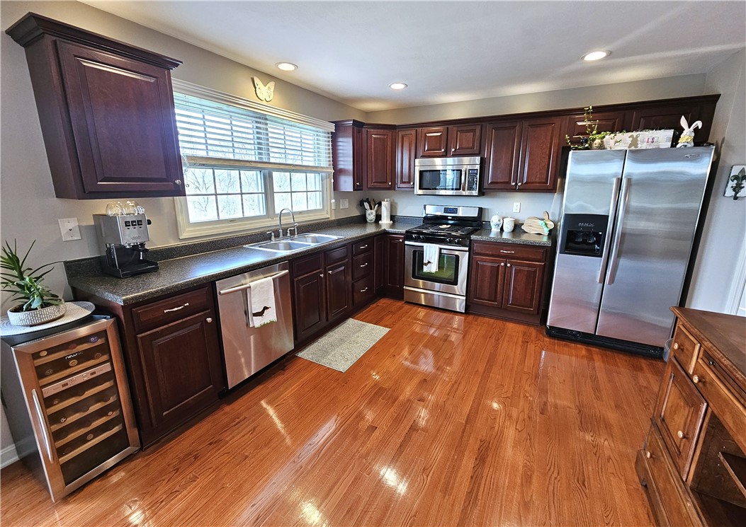 1026 Greenfield Drive Dr, Cecil, Pennsylvania image 3