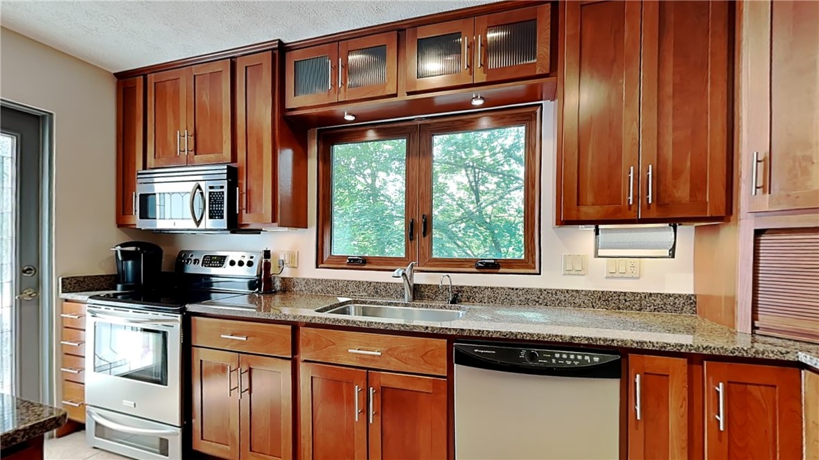 Ben Avon Heights, Pennsylvania 15202, United States, 3 Bedrooms Bedrooms, ,3 BathroomsBathrooms,Residential,Active,174279