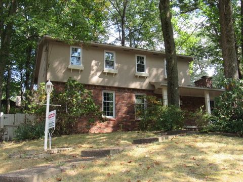 Photo of 3024 Ben Venue Dr, Greensburg, PA 15601 (MLS # 1724399)