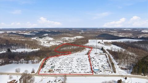 Photo of 735 Perry Hwy, Harmony, PA 16037 (MLS # 1745079)