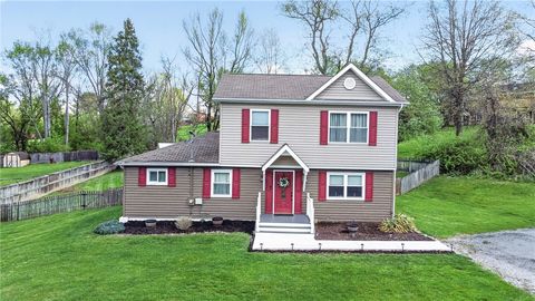 Photo of 119 Sunny Dell Lane, McMurray, PA 15317 (MLS # 1749872)