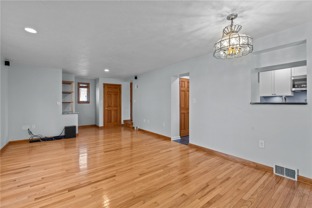 131 Norrington Dr Dr, South Park, Pennsylvania image 13