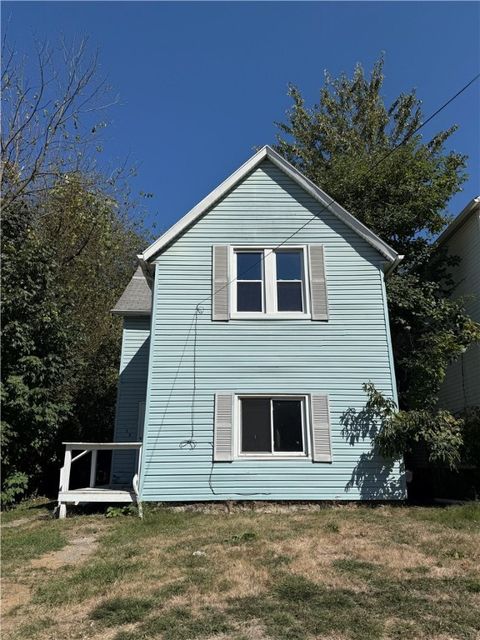 Homes For Sale - 517 Electric St St<br/> Lawrence County, New Castle, PA 16101