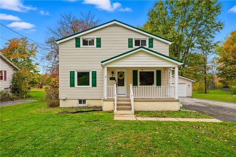 Photo of 624 S Darby Rd, Hermitage, PA 16148 (MLS # 1726876)
