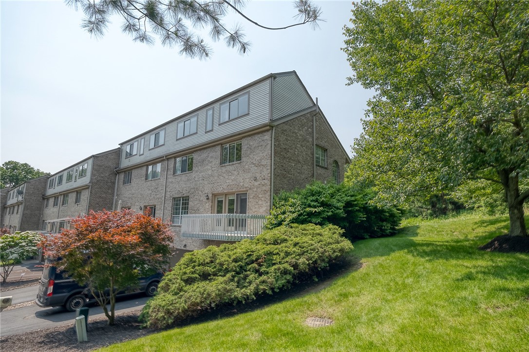 O'Hara, Pennsylvania 15238, United States, 4 Bedrooms Bedrooms, ,4 BathroomsBathrooms,Residential,Active,138227
