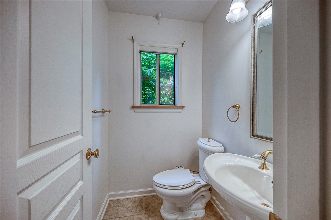 O'Hara, Pennsylvania 15238, United States, 4 Bedrooms Bedrooms, ,4 BathroomsBathrooms,Residential,Active,138227