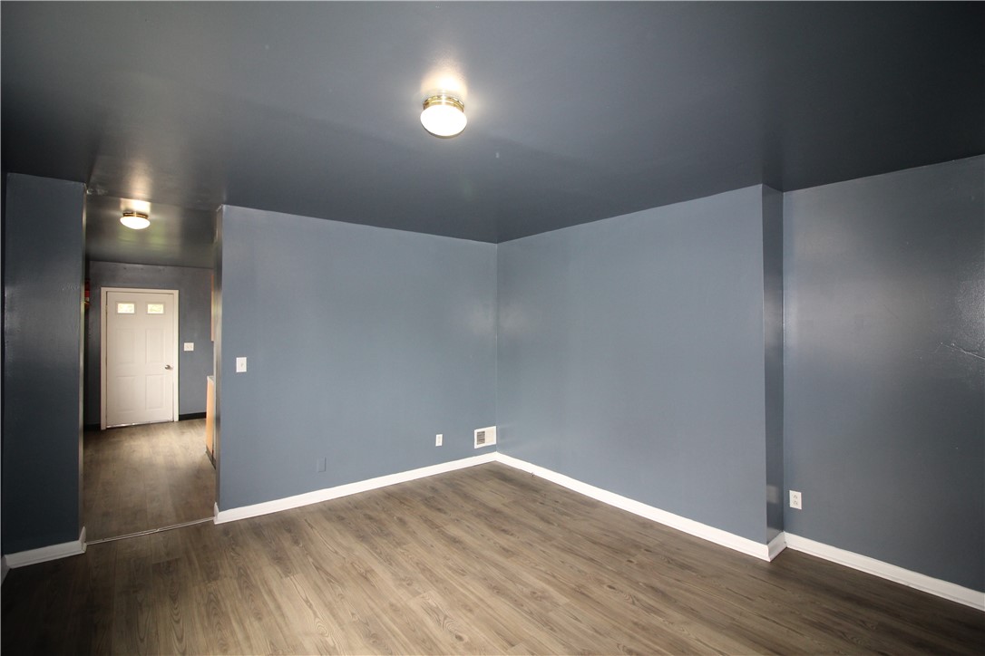 McKeesport, Pennsylvania 15132, United States, 2 Bedrooms Bedrooms, ,1 BathroomBathrooms,Residential,Active,133942