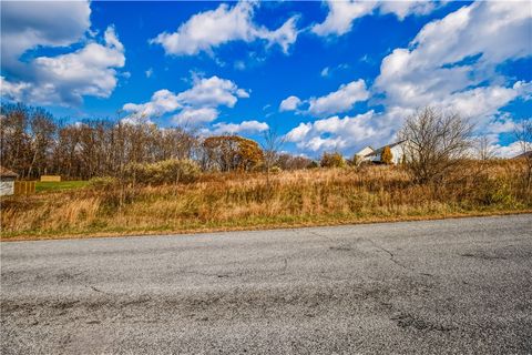 Photo of 009 Oak Crest Drive, Boswell, PA 15563 (MLS # 1735454)