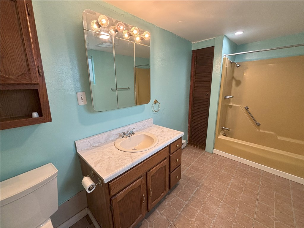 City Of Greensburg, Pennsylvania 15601, United States, 3 Bedrooms Bedrooms, ,2 BathroomsBathrooms,Residential,Active,174748