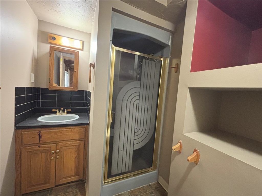 City Of Greensburg, Pennsylvania 15601, United States, 3 Bedrooms Bedrooms, ,2 BathroomsBathrooms,Residential,Active,174748