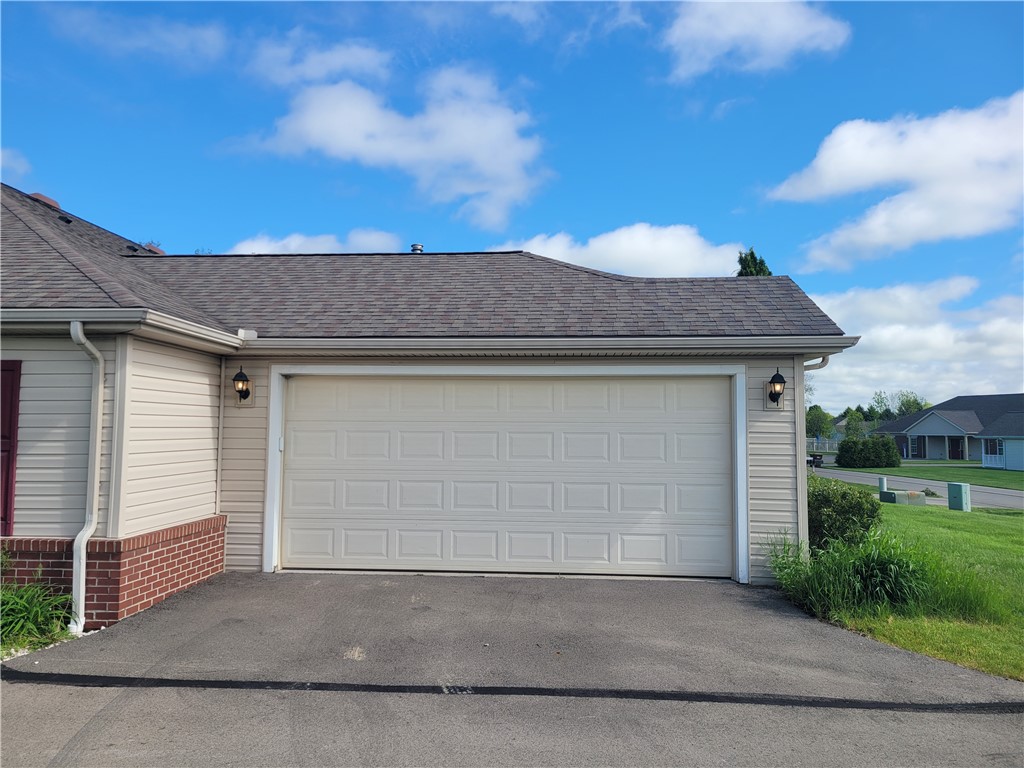422 Stewart Ln