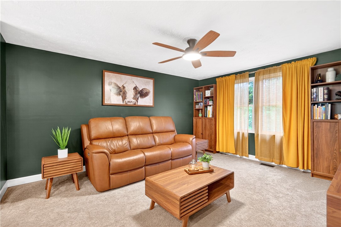 215 Princeton Dr