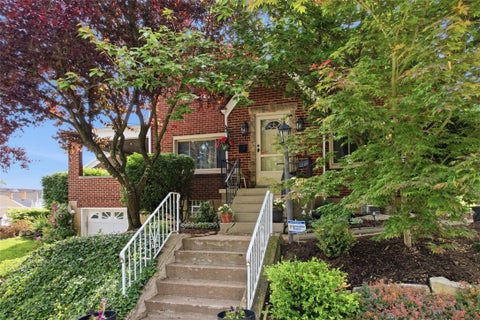 Photo for 131 W Marietta St