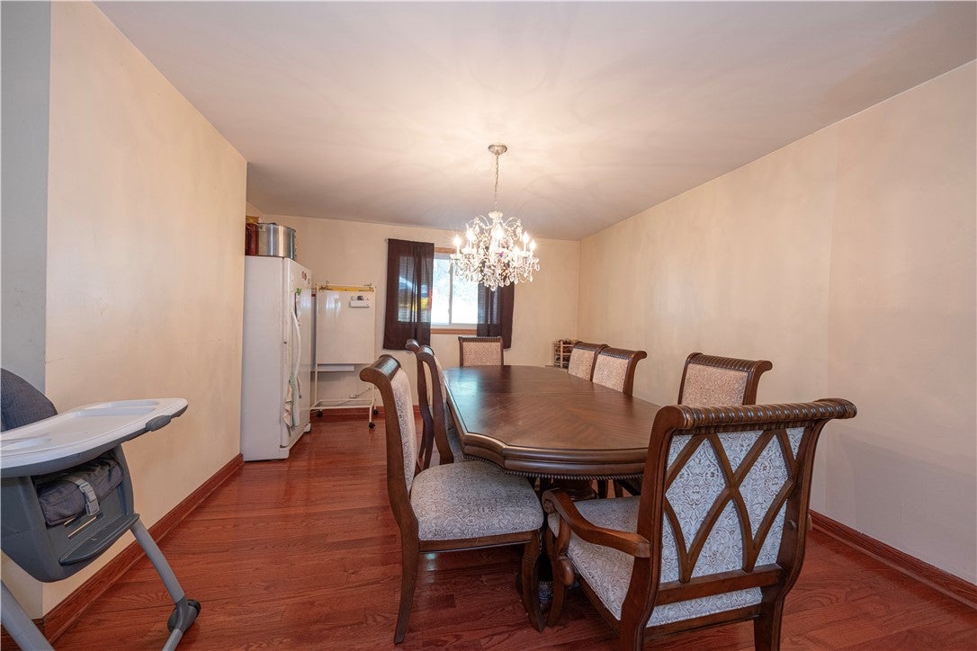 33 5th Street