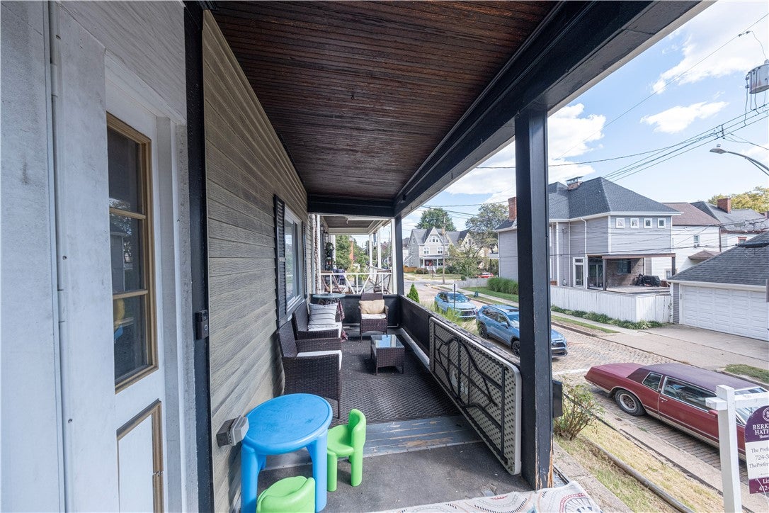 33 5th Street